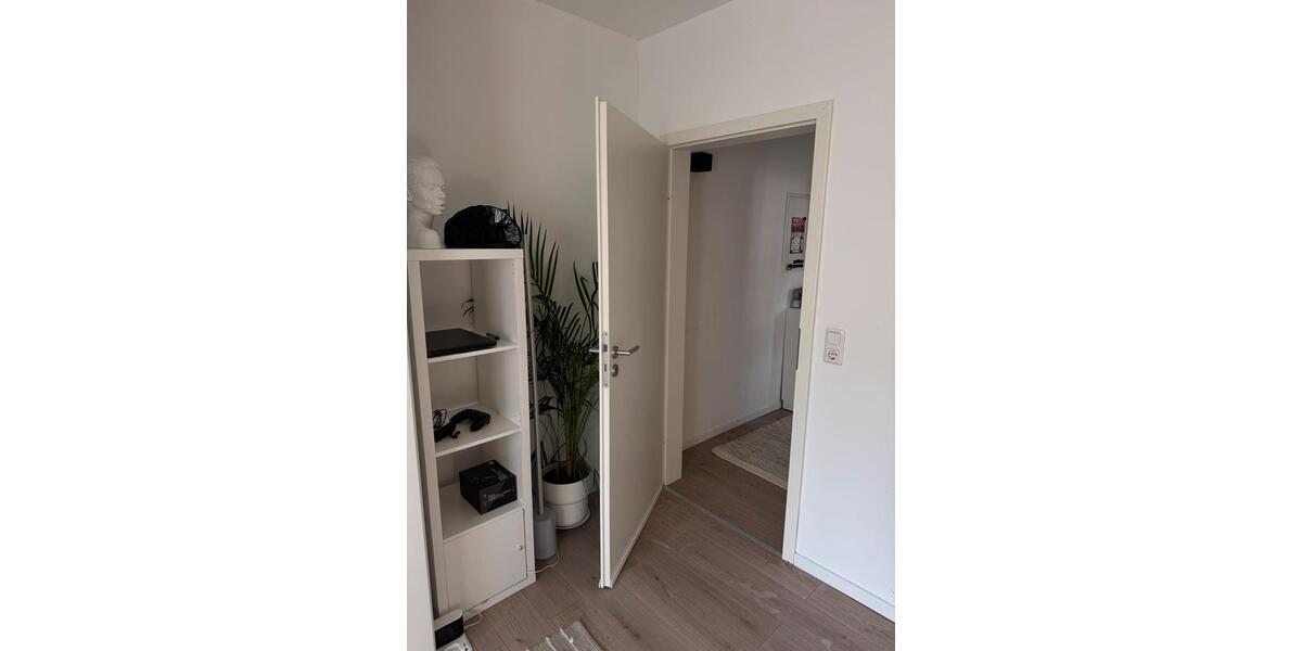 Erdgeschoßwohnung Wiesbaden Biebrich - 3 Zimmer, 69 m&sup2;, 300.000&euro; | Angebot:26848102