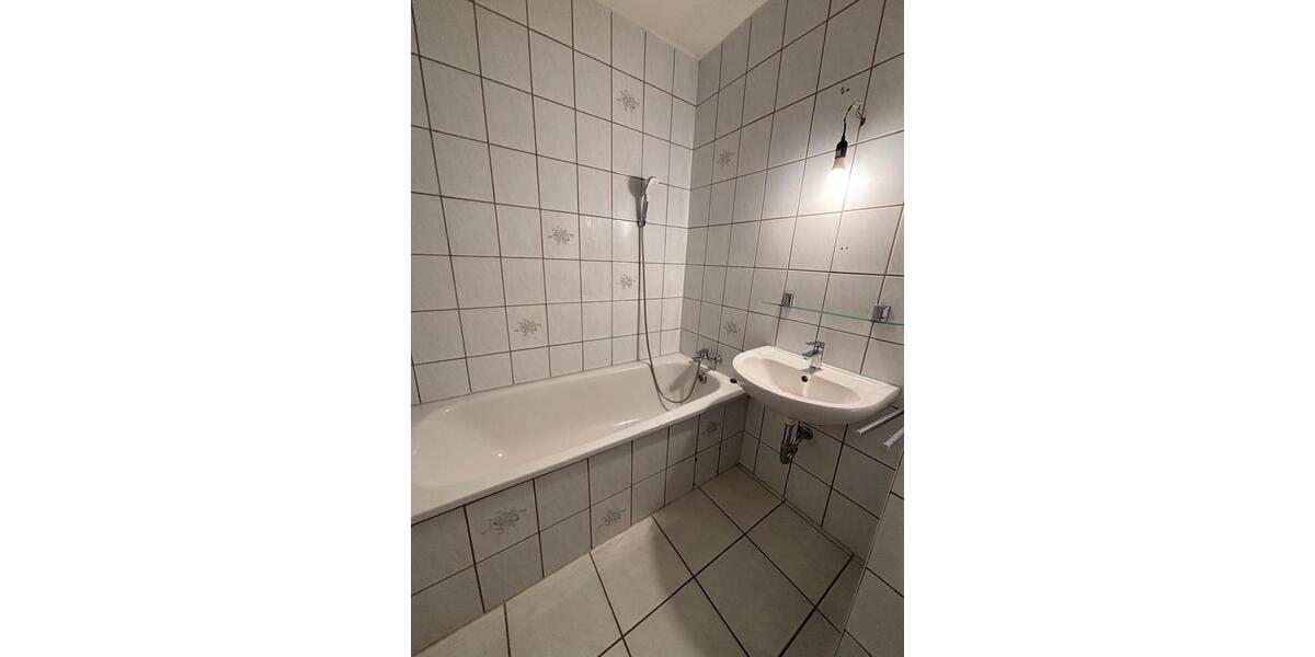 Etagenwohnung Rüsselsheim am Main - 2 Zimmer, 52 m&sup2;, 165.000&euro; | Angebot:25362592
