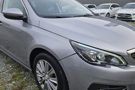 Peugeot 308 185.000 km 8.330 € Kelkheim 65779