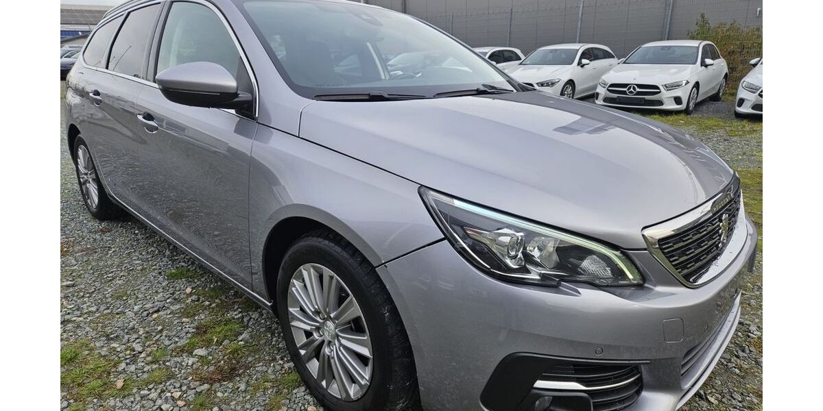 Peugeot 308 185.000 km 8.330 € Kelkheim 65779