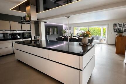 Haus Trebur - 8 Zimmer, 277 m&sup2;, 925.000&euro; | Angebot:27270684