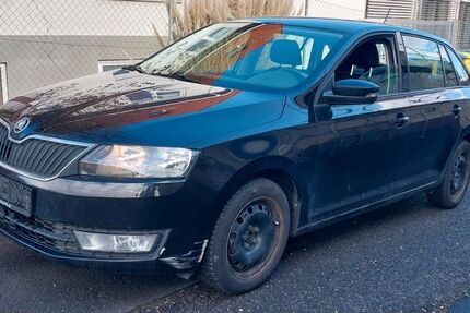 Skoda Rapid 158.000 km 5.999 &euro; Kelkheim ( Taunus ) 65779