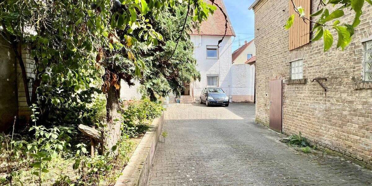 Einfamilienhaus Wiesbaden Erbenheim - 7 Zimmer, 158 m&sup2;, 627.000&euro; | Angebot:26361277