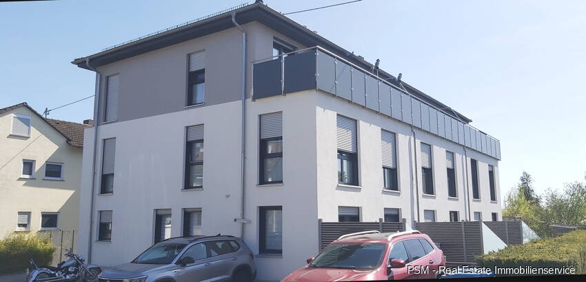 Exklusives und modernes Niedrigenergie Reihenmittelhaus mit Terrasse und Garten in bevorzugter Lage