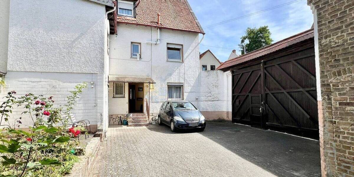 Einfamilienhaus Wiesbaden Erbenheim - 7 Zimmer, 158 m&sup2;, 627.000&euro; | Angebot:26361277