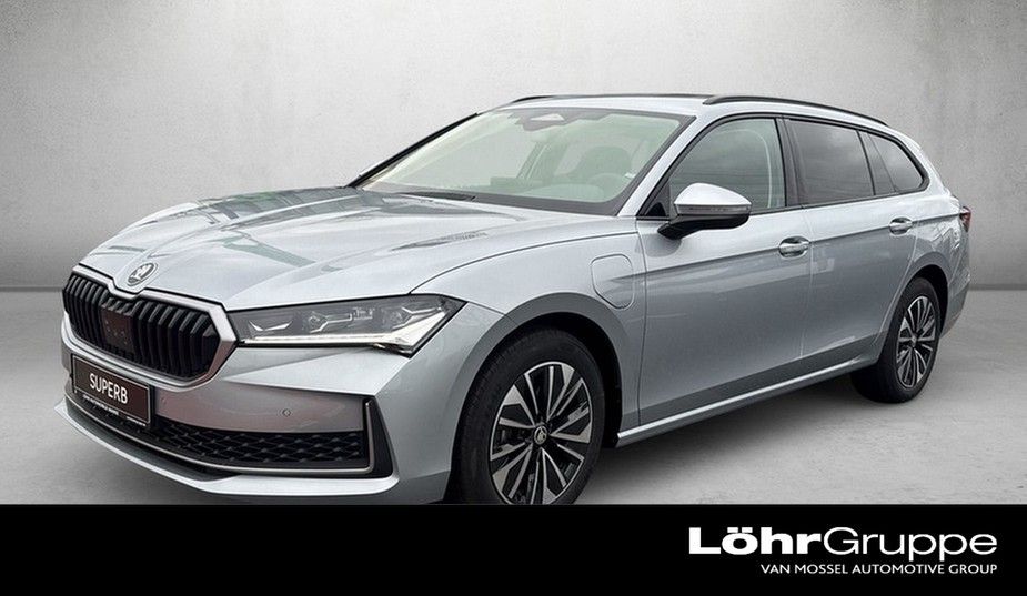 Skoda Superb 9.999 km 42.440 &euro; Mainz 55120