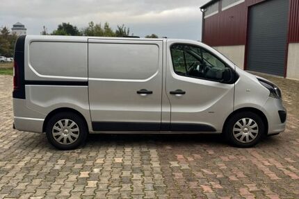 Opel Vivaro 185.000 km 8.000 &euro; Mörfelden-Walldorf 64546