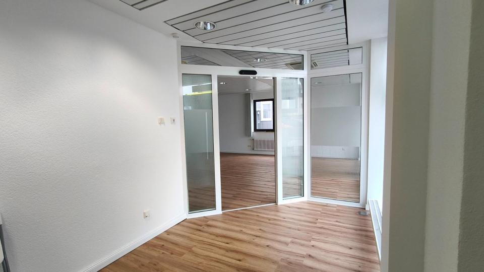 Gewerbeobjekt Schwalbach am Taunus - 1.690&euro; | Angebot:25369598