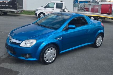 Opel Tigra 59.700 km 4.499 &euro; Kelkheim 65779