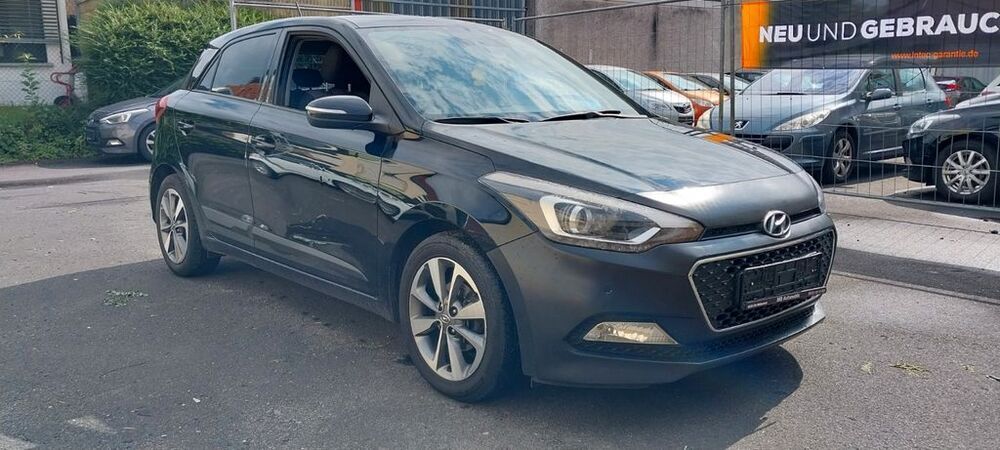 i20