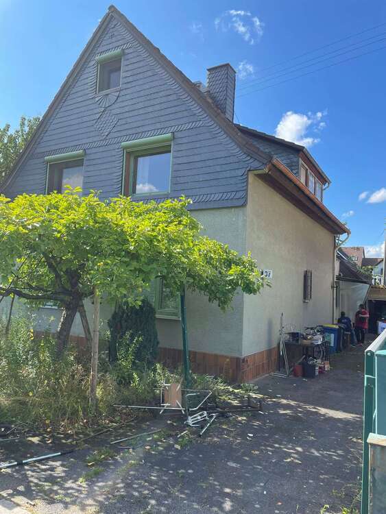 Haus zum Kaufen in Sossenheim 280.000 € 170 m²