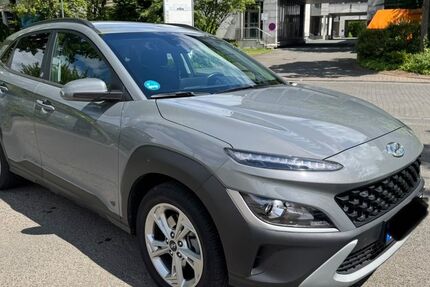 Hyundai KONA 32.000 km 16.900 &euro; Wiesbaden 65183