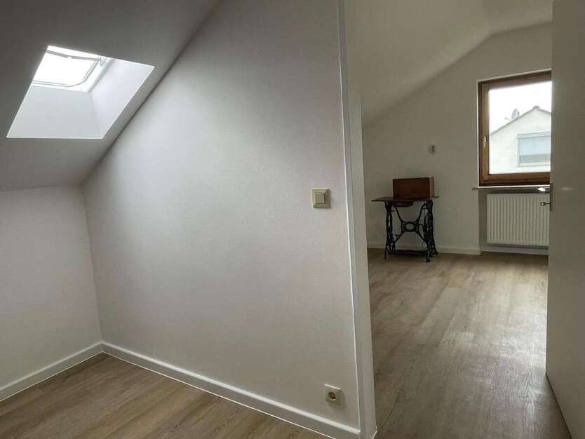 Haus zum Mieten in Taunusstein 1.650 € 155.29 m² 6 zimmer