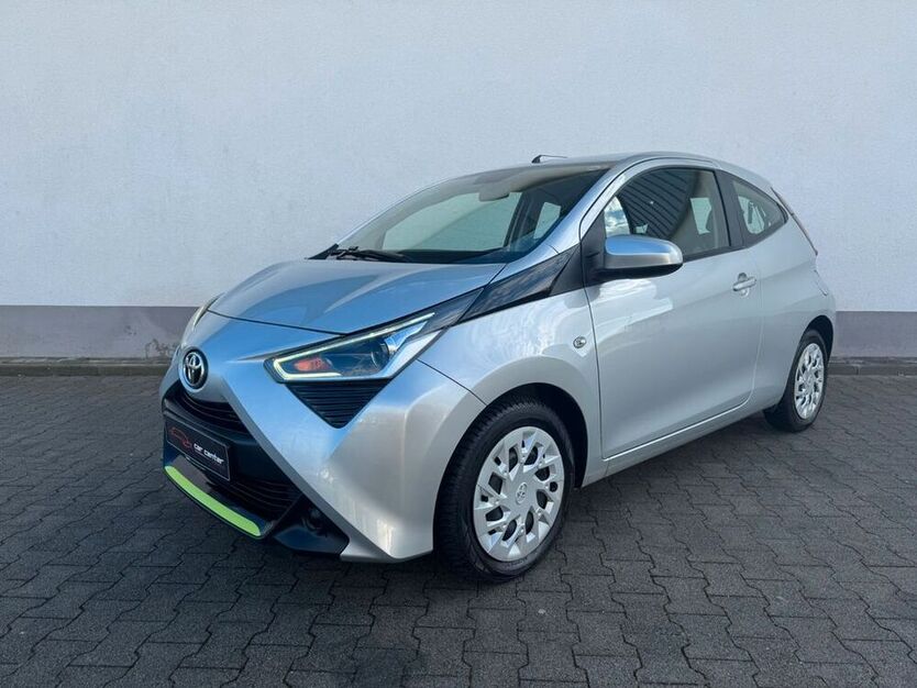 Aygo (X)