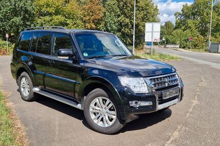 Mitsubishi Pajero 135.000 km 27.999 &euro; Mainz-Kostheim 55246