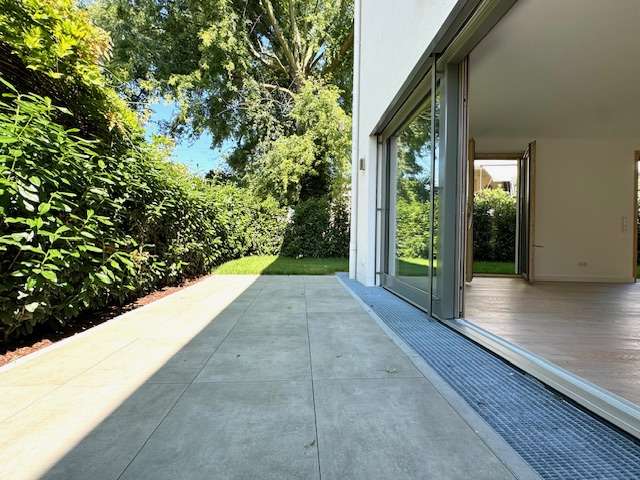 Haus zum Kaufen in Frankfurt 1.270.000 € 194 m²