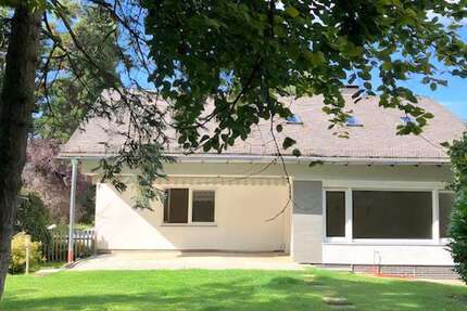 Haus zum Kaufen in Taunusstein 695.000 € 178.33 m² 7 zimmer