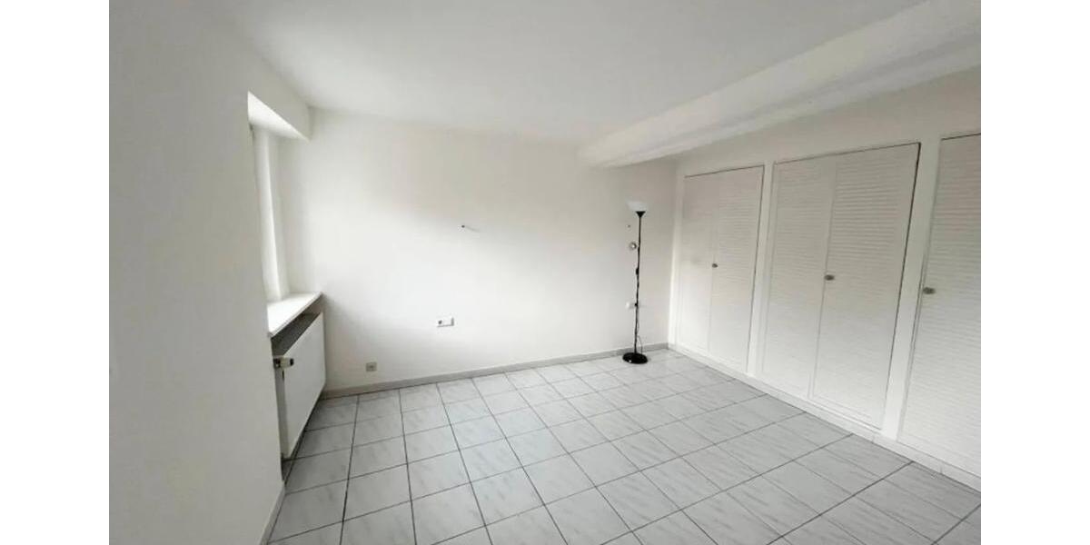 Einfamilienhaus Walluf - 3 Zimmer, 138 m&sup2;, 2.100&euro; | Angebot:24743451