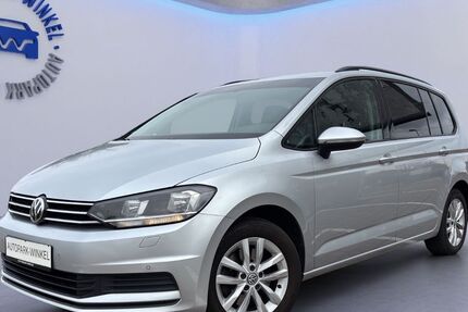 VW Touran 143.715 km 12.990 € Oestrich-Winkel 65375