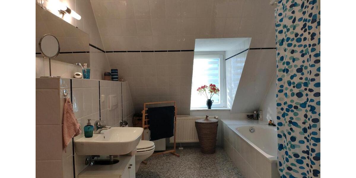 Dachgeschoßwohnung Heidenrod - 3 Zimmer, 88 m&sup2;, 315.000&euro; | Angebot:25964929