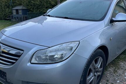 Opel Insignia 240.000 km 2.900 &euro; Russelsheim 65428