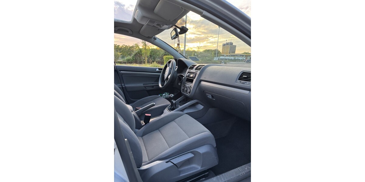 VW Golf 173.000 km 4.500 € Wiesbaden 65183