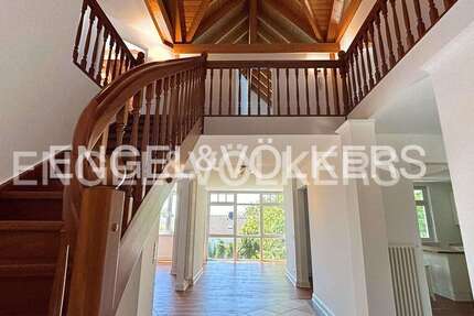 Haus Königstein - 12 Zimmer, 384 m&sup2;, 5.450&euro; | Angebot:27399549