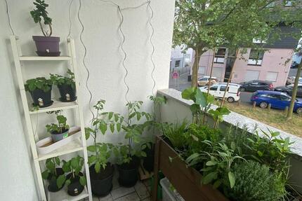 2-Zi-Eigentumswohnung (57 m²) mit Balkon & Stellplatz zimmer