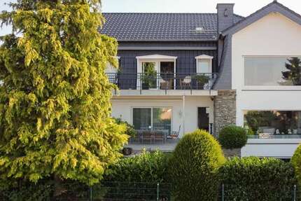 Haus Wiesbaden / Nordenstadt Nordenstadt - 10 Zimmer, 351 m&sup2;, 2.499.000&euro; | Angebot:27016237