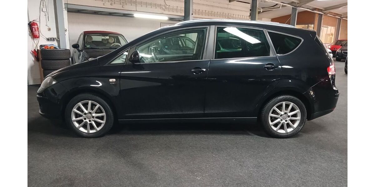 Seat Altea 124.000 km 7.780 &euro; Rüsselsheim 65428