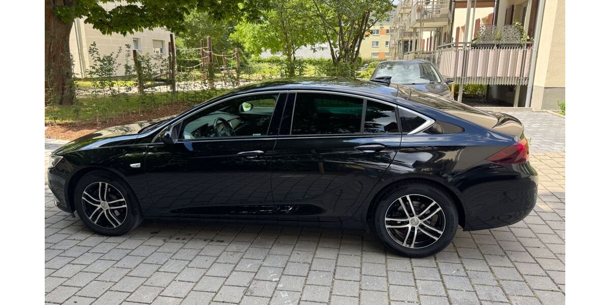 Opel Insignia 127.000 km 12.400 &euro; Mainz-Kostheim 55246
