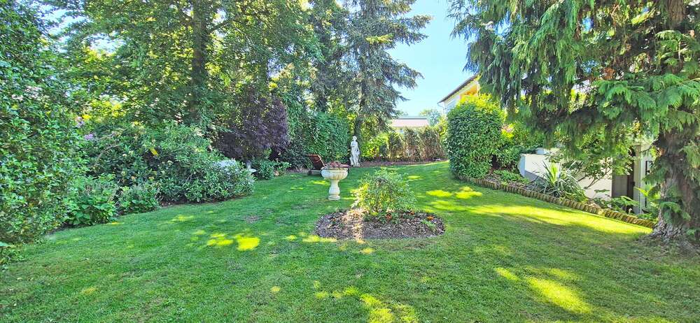 Einfamilienhaus Idstein - 5 Zimmer, 223 m&sup2;, 889.000&euro; | Angebot:26748409