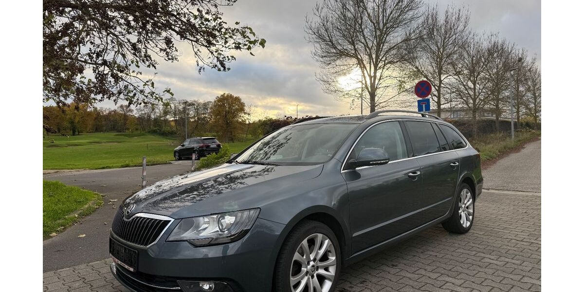 Skoda Superb 262.993 km 7.990 &euro; Budenheim 55257