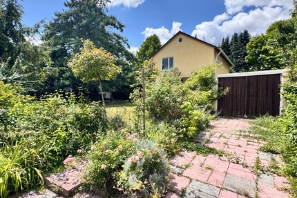 *Ihre Gelegenheit in Marxheim! Abrissgrundstück in ruhiger Lage – Bebaubar mit EFH, DH o. 2-FH* zimmer