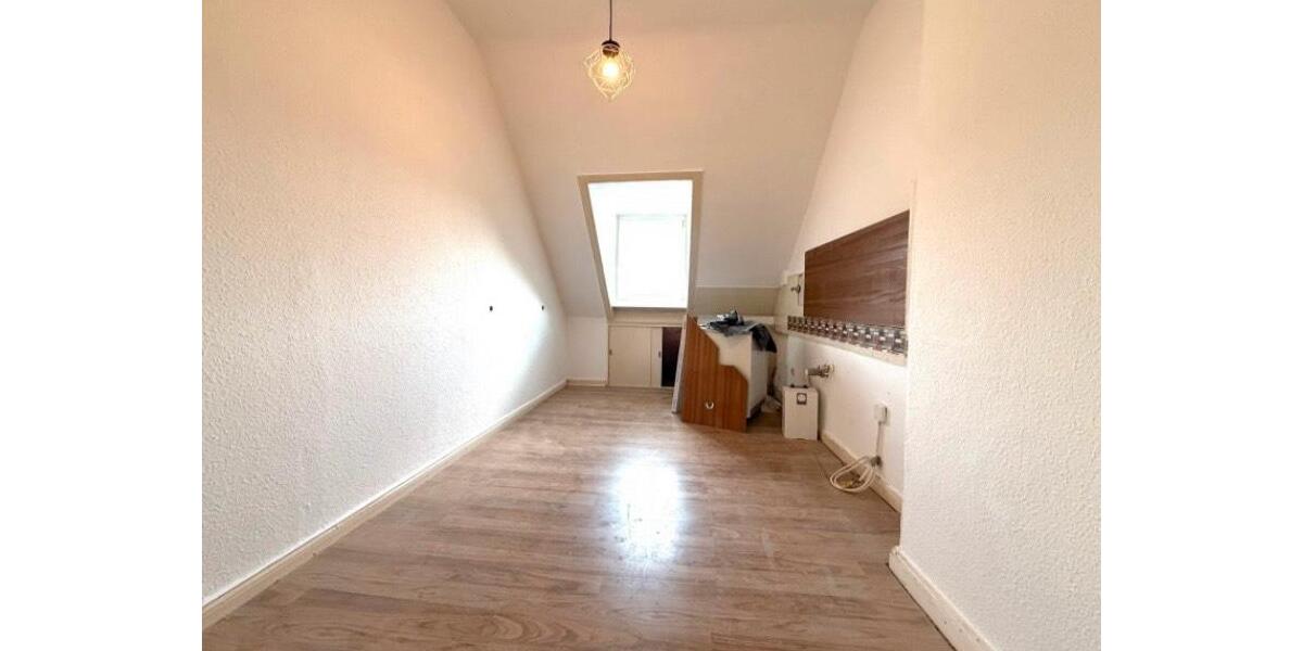 Dachgeschoßwohnung Wiesbaden Bierstadt - 3 Zimmer, 71 m&sup2;, 1.200&euro; | Angebot:25304721