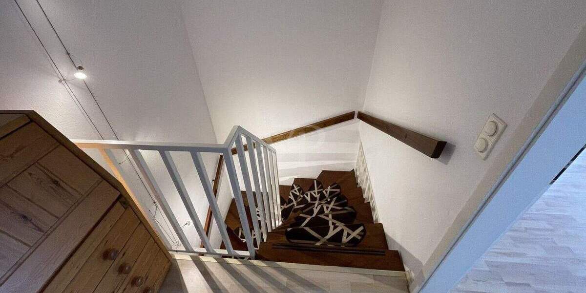 Modernes Reihenendhaus mit viel Platz und eingewachsenem Sonnengarten für viel Privatsphäre 5 zimmer