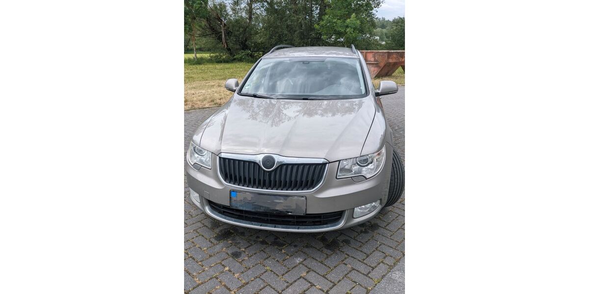 Skoda Superb 293.300 km 5.000 &euro; Hünfelden 65597