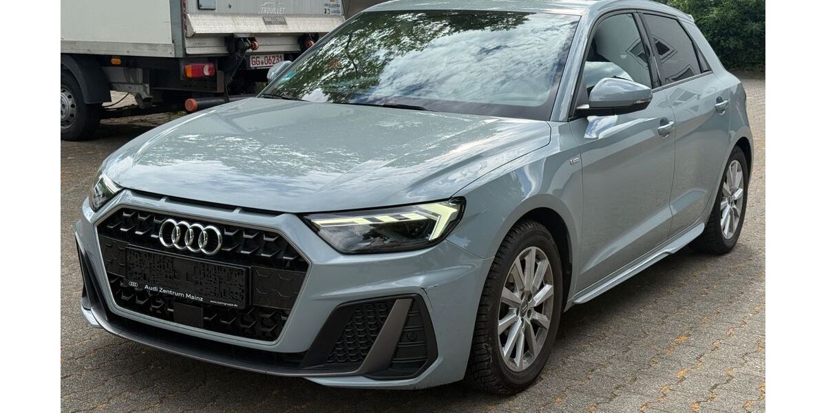 Audi A1 36.799 km 24.999 &euro; Rüsselsheim 65428