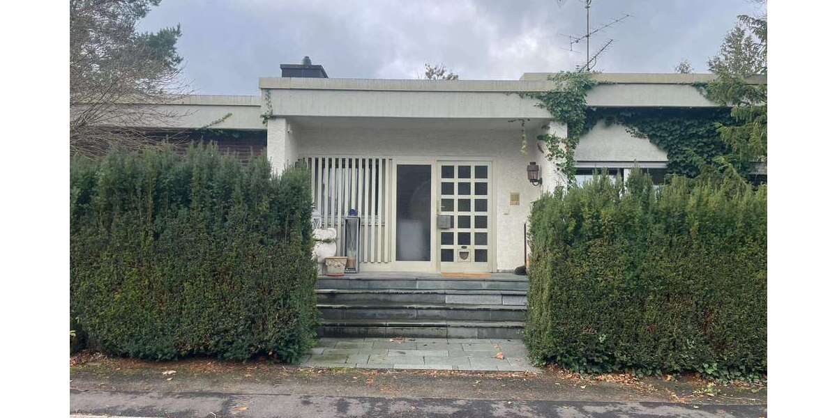 Einfamilienhaus Taunusstein - 10 Zimmer, 328 m&sup2;, 745.000&euro; | Angebot:26681592