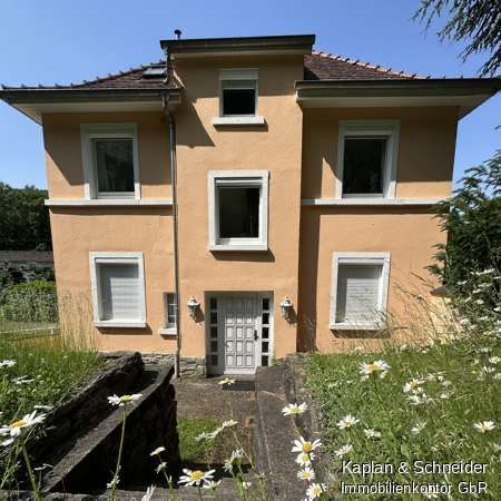 Haus zum Kaufen in Eppstein 390.000 € 169 m²