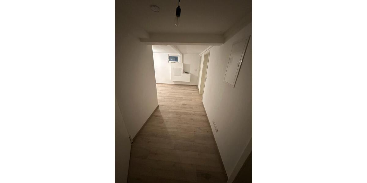 Etagenwohnung Hofheim am Taunus - 2 Zimmer, 73 m&sup2;, 1.250&euro; | Angebot:25512392