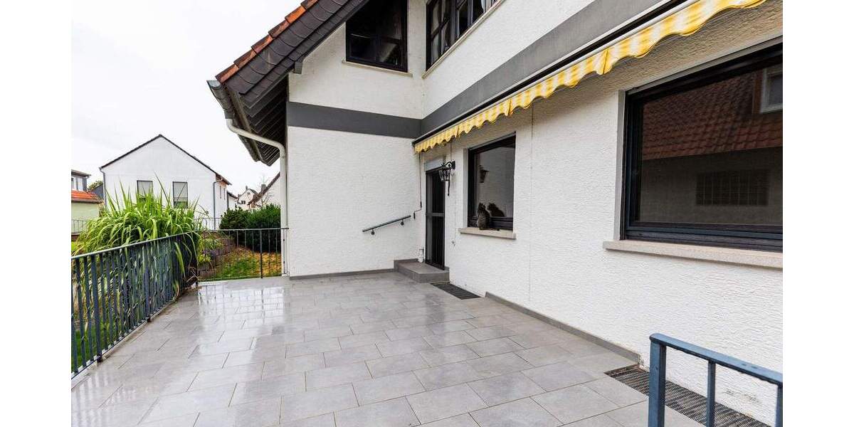 Mehrfamilienhaus, Wohnhaus Bischofsheim - 8 Zimmer, 229 m&sup2;, 695.000&euro; | Angebot:24902278