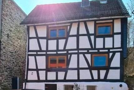 Haus Bad Schwalbach - 3 Zimmer, 85 m&sup2;, 975&euro; | Angebot:25964513