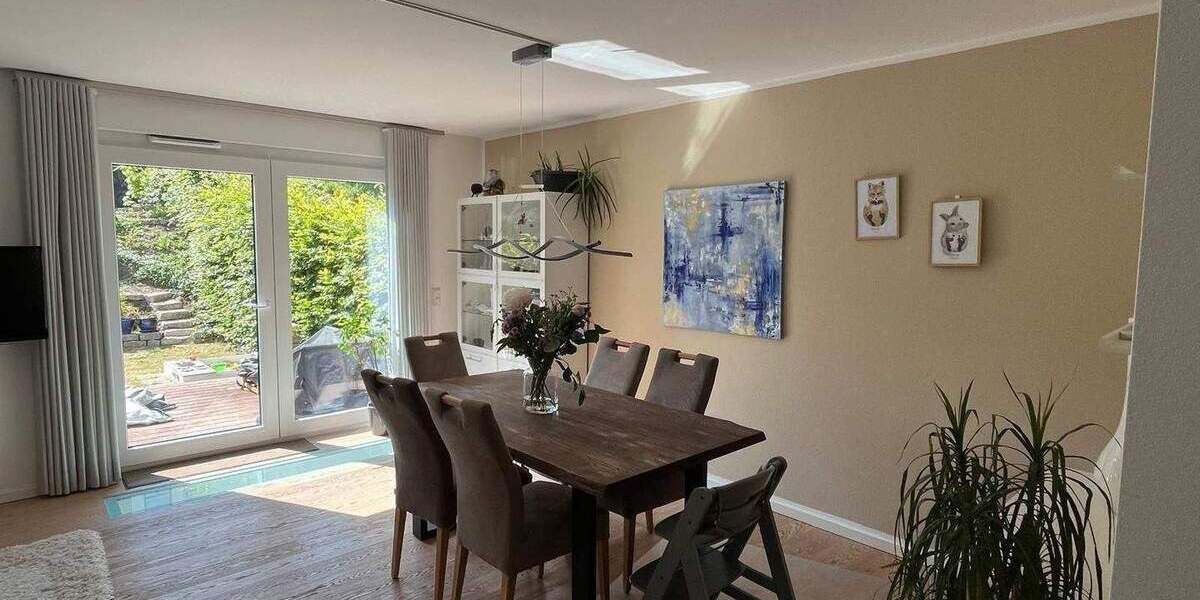 Reihenmittelhaus Wiesbaden Naurod - 4 Zimmer, 131 m&sup2;, 875.000&euro; | Angebot:25658758