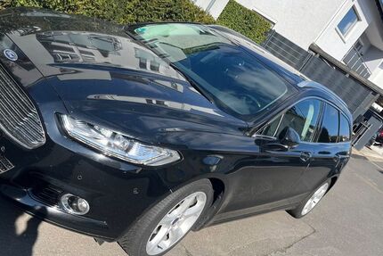 Ford Mondeo 163.000 km 9.600 &euro; Taunusstein 65232