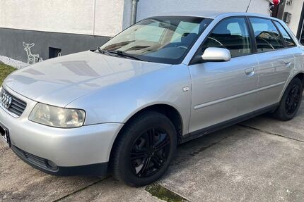 Audi A3 254.698 km 3.300 &euro; Bad Camberg 65520