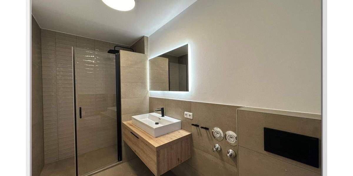 GROSSZÜGIGE und TOP GESCHNITTENE 4-Zimmerwohnung in sehr ruhiger Wohnlage 4 zimmer