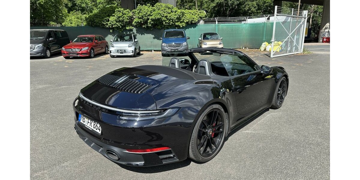 Porsche 911 Carrera 4 GTS Cabriolet 11.803 km 159.460 &euro; Mainz 55122