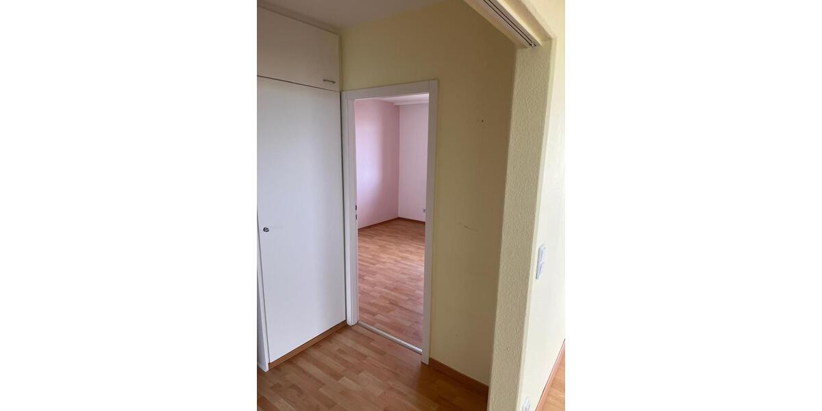 Etagenwohnung Hochheim am Main - 2 Zimmer, 60 m&sup2;, 198.000&euro; | Angebot:26324005