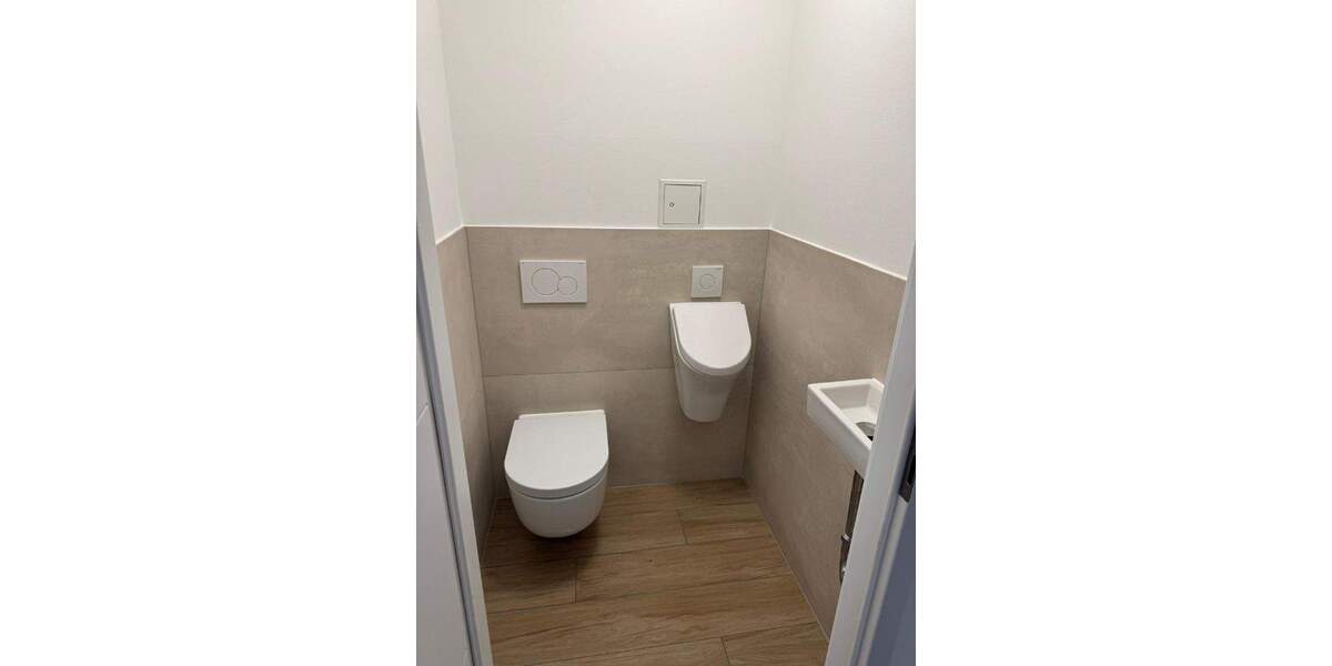 Toplage Co-Working Wiesbaden: Sofort verfügbarer Schreibtischplatz zimmer